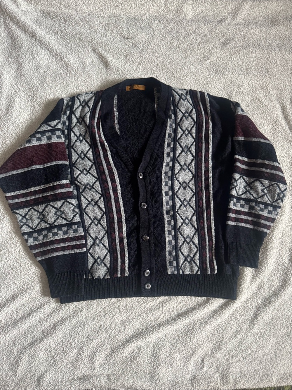 Portocruz Vintage Men’s knit cable cardigan size XL 50% wool made in Canada